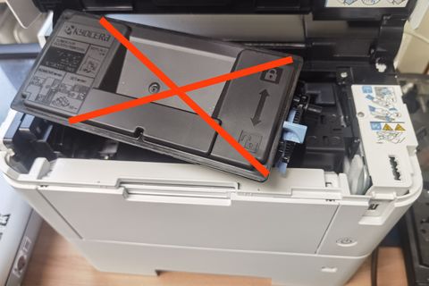 Drucker-Toner-Kartusche  durchgestrichen - Foto Gemeinde Fischbachtal