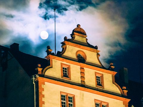 Vollmond über Schloss Lichtenberg - Foto Bernd Dörwald